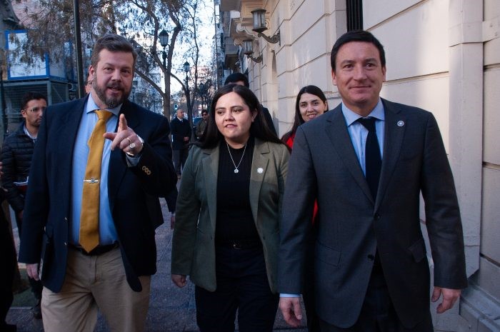 HARAKIRI DE LA DERECHA